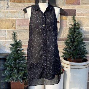BCBGeneration Black Polka Dot‎ Sleeveless Button Down Tunic Top